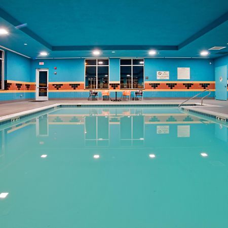 Holiday Inn Hotel & Suites Gateway By Ihg Williamsburg Eksteriør bilde