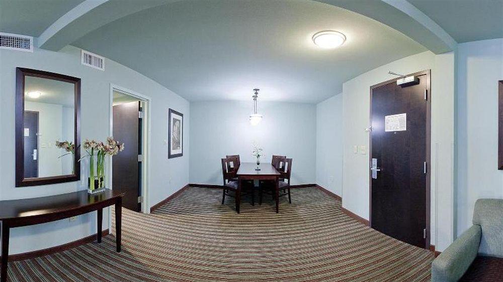 Holiday Inn Hotel & Suites Gateway By Ihg Williamsburg Eksteriør bilde
